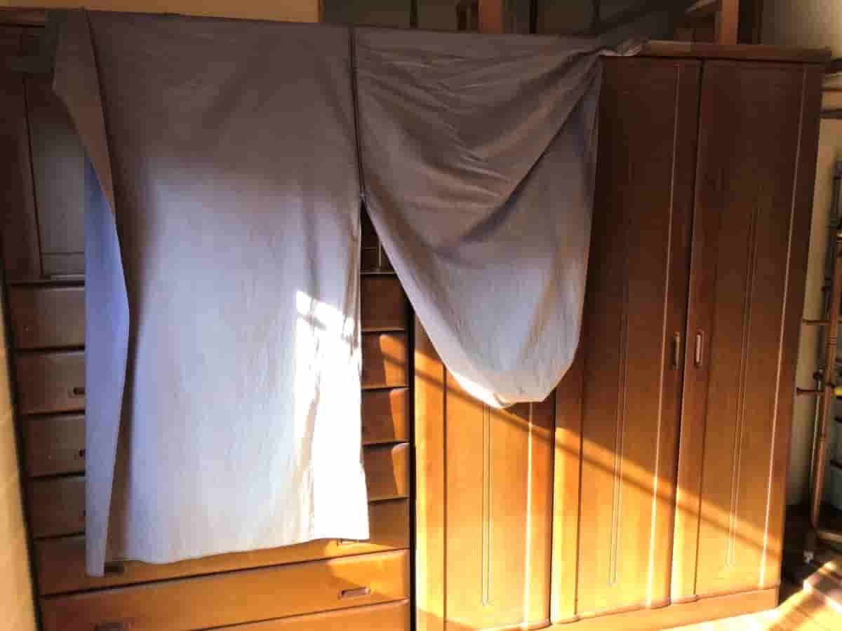 小牧市 I様】婚礼タンス2棹の処分｜戸建て2階からの回収 | 名古屋を 