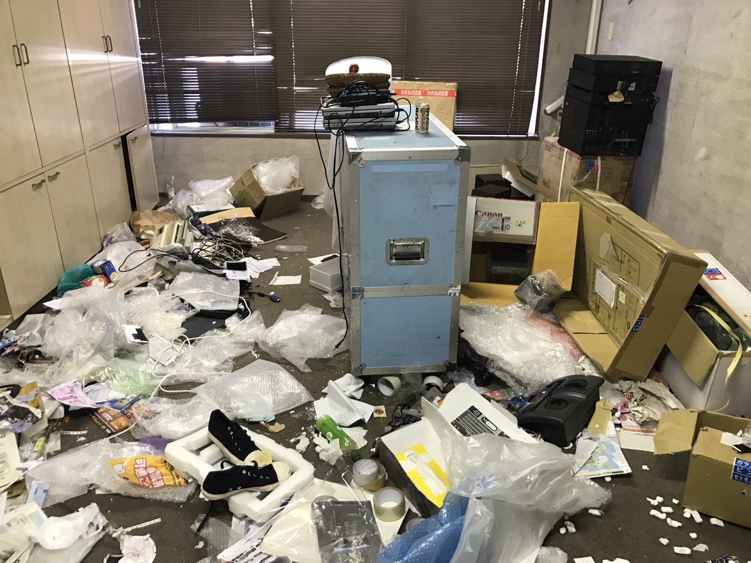 『名古屋市東区Ｋ様』　オフィス二部屋退去後不用品回収